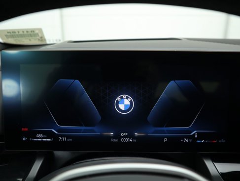 Used 2025 BMW 530i w/ Premium Package image 16