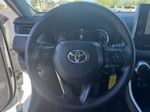 Used 2024 Toyota RAV4 LE image 14