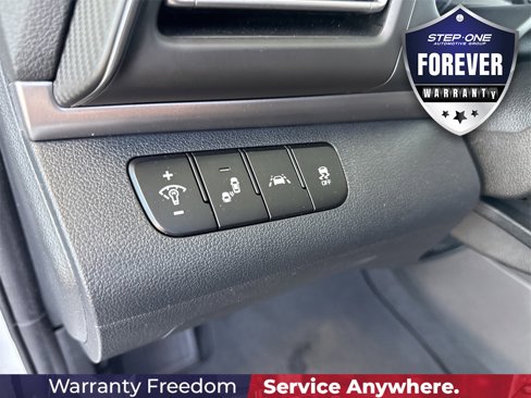 Used 2020 Hyundai Elantra Limited w/ Cargo Package (C1) image 20