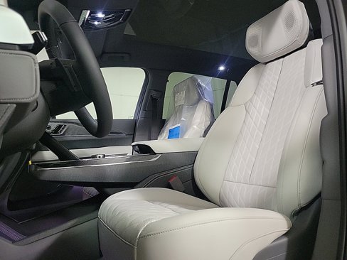 New 2026 Cadillac Escalade IQ Luxury 1 image 11