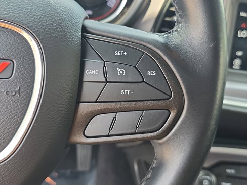 Used 2021 Dodge Challenger SXT image 22