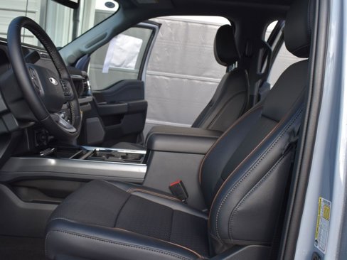 New 2025 Ford F350 Lariat w/ Black Appearance Package image 24