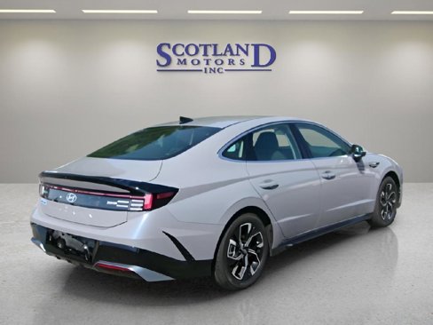 Used 2025 Hyundai Sonata SEL image 6