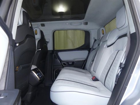 Used 2024 Rivian R1T Adventure image 22