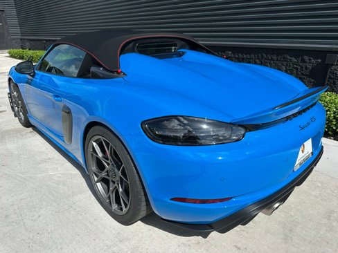 Certified 2025 Porsche 718 Boxster Spyder RS image 3