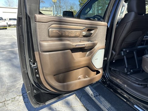 New 2025 RAM 1500 Limited image 16