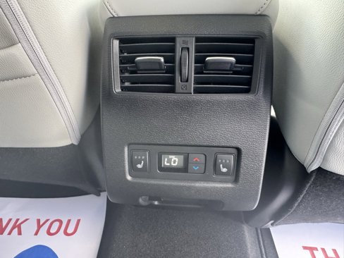 New 2025 Mitsubishi Outlander SEL image 32