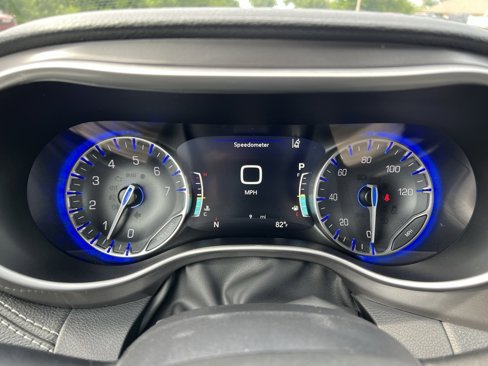 New 2026 Chrysler Pacifica Select image 32
