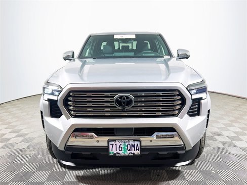 Certified 2025 Toyota Tacoma Limited image 3