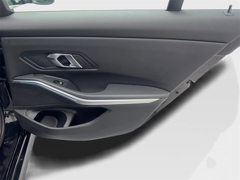 Used 2025 BMW 330i Sedan image 42