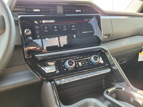 New 2026 GMC Sierra 2500 AT4 w/ AT4 Premium Plus Package image 7