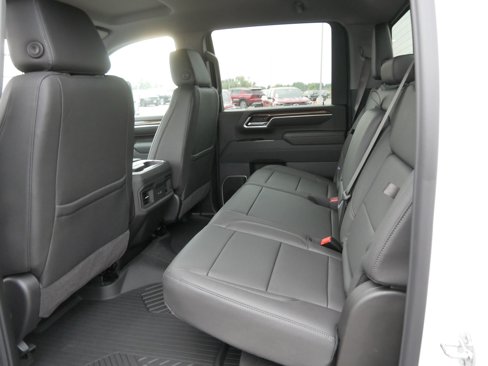 New 2026 Chevrolet Silverado 3500 LT w/ Trail Boss Package image 4