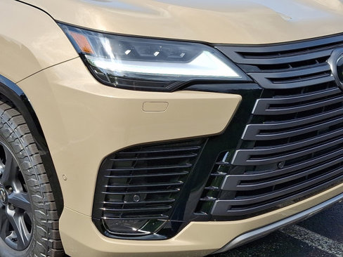 New 2025 Lexus LX 700h Overtrail image 6