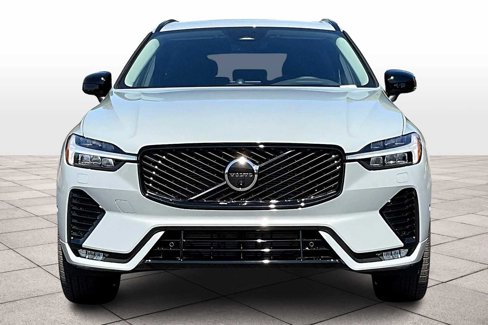 New 2026 Volvo XC60 B5 Ultra w/ Climate Package image 5