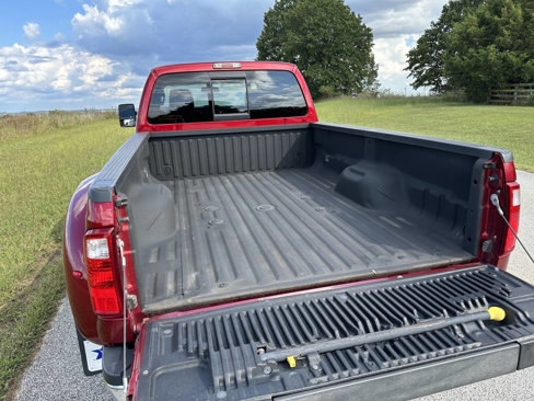 Used 2016 Ford F350 Lariat w/ Chrome Package image 10