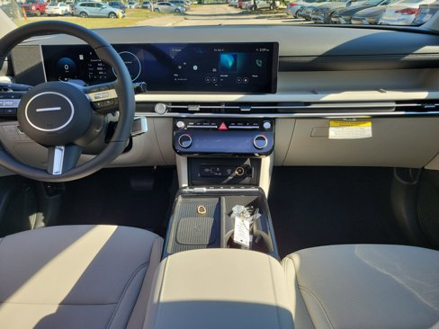 New 2026 Hyundai Tucson Limited image 9