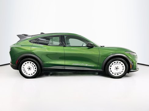 Used 2024 Ford Mustang Mach-E GT image 10