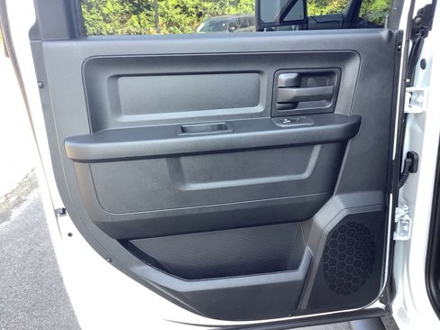 New 2026 RAM 2500 Tradesman image 34