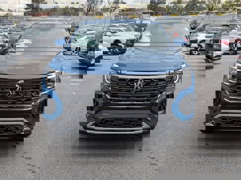 New 2025 Volkswagen Atlas Cross Sport SE image 8