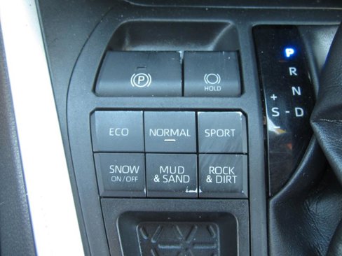 Used 2019 Toyota RAV4 XLE Premium image 42