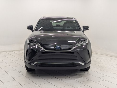 Used 2022 Toyota Venza XLE image 5