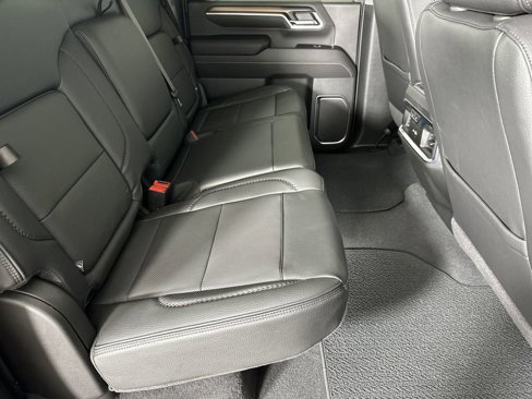 New 2025 GMC Sierra 2500 Denali w/ Denali Reserve Package image 14