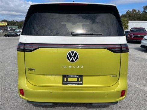 New 2025 Volkswagen ID. Buzz 1st Edition image 5