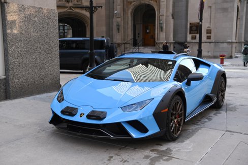 Used 2024 Lamborghini Huracan Sterrato image 1