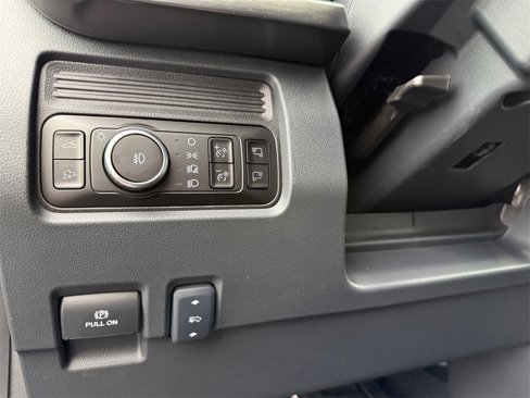 New 2026 Ford F250 Lariat image 16