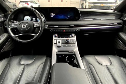 Used 2024 Hyundai Palisade Calligraphy image 15