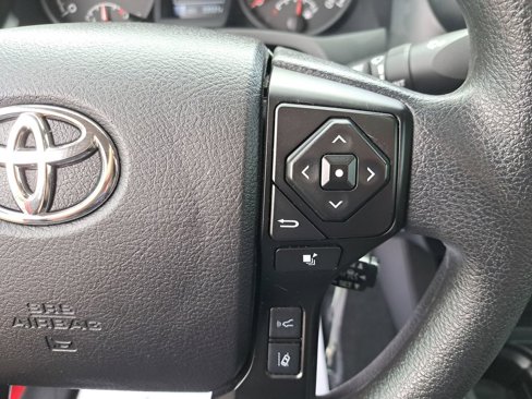 Used 2022 Toyota Tacoma SR image 18