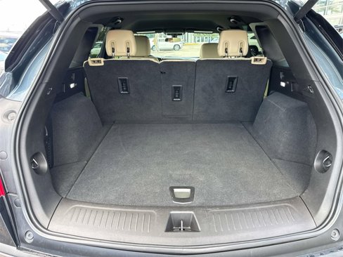 Used 2019 Cadillac XT5 FWD image 8
