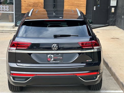 Used 2022 Volkswagen Atlas Cross Sport SE image 13
