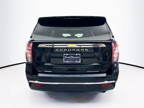 Certified 2024 Chevrolet Suburban Premier w/ Premium Package 2 image 6