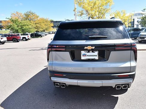 New 2026 Chevrolet Traverse LT w/ Sun and Wheel Package image 5