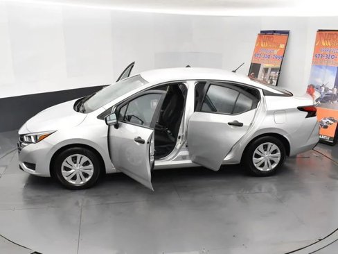 Used 2024 Nissan Versa S image 7