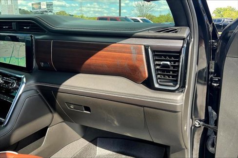 Used 2024 GMC Sierra 1500 Denali Ultimate image 24