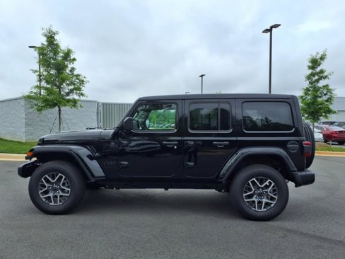 New 2025 Jeep Wrangler Sahara w/ Safety Group image 16