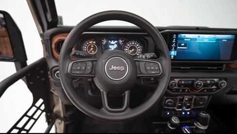 Used 2025 Jeep Wrangler Sport image 23
