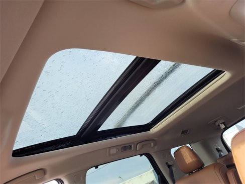 New 2025 Nissan Pathfinder Platinum image 12
