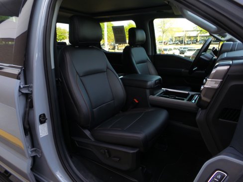 Used 2025 Ford F450 Lariat w/ Lariat Ultimate Package image 17