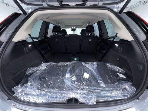 New 2026 Volvo XC90 B6 Plus w/ Protection Package Premier image 14
