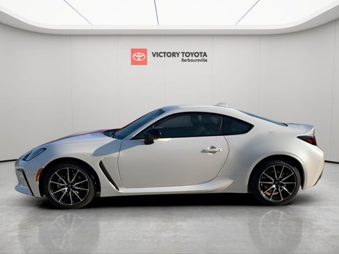 New 2025 Toyota GR86 image 9