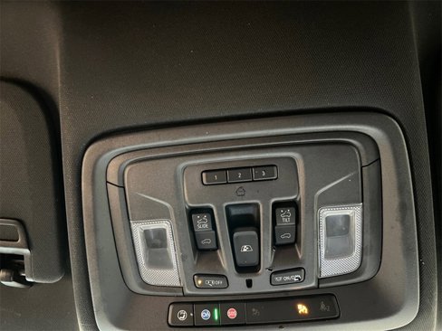 Used 2024 GMC Sierra 3500 AT4 w/ Technology Package image 33