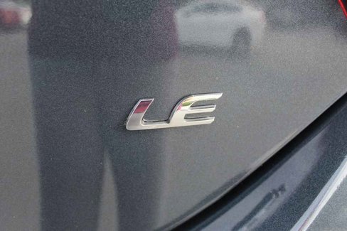 Used 2017 Toyota Corolla LE image 7