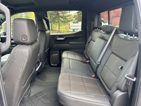 New 2025 Chevrolet Silverado 1500 High Country w/ Technology Package image 43