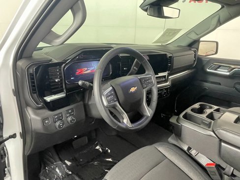 Used 2024 Chevrolet Silverado 1500 LT image 13