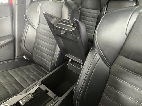 New 2025 Mitsubishi Outlander SE image 29