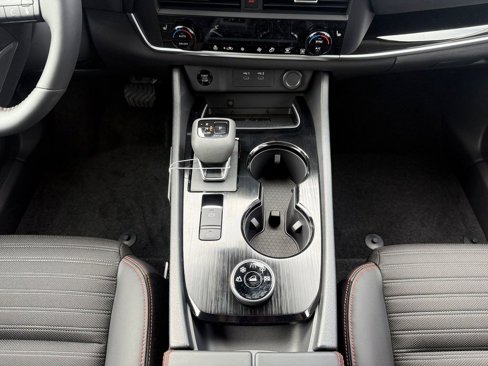New 2026 Nissan Rogue SV image 33
