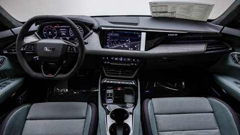 New 2025 Audi S e-tron GT Prestige image 21